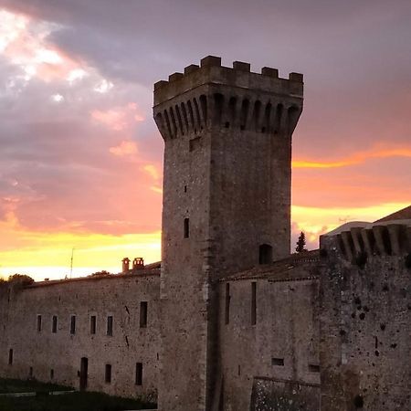 Torre Della Botonta Bed and Breakfast Castel Ritaldi Exteriör bild