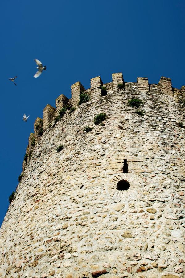 Torre Della Botonta Bed and Breakfast Castel Ritaldi Exteriör bild