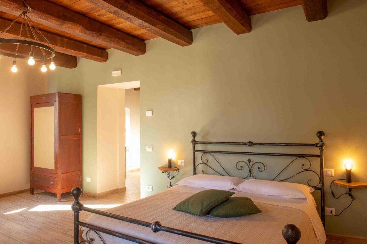 Torre Della Botonta Bed and Breakfast Castel Ritaldi Exteriör bild