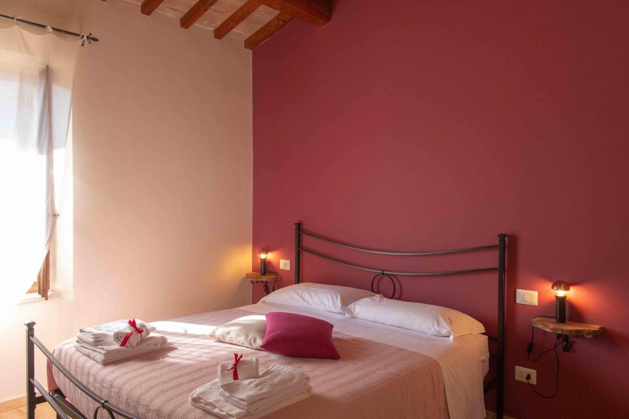 Torre Della Botonta Bed and Breakfast Castel Ritaldi Exteriör bild